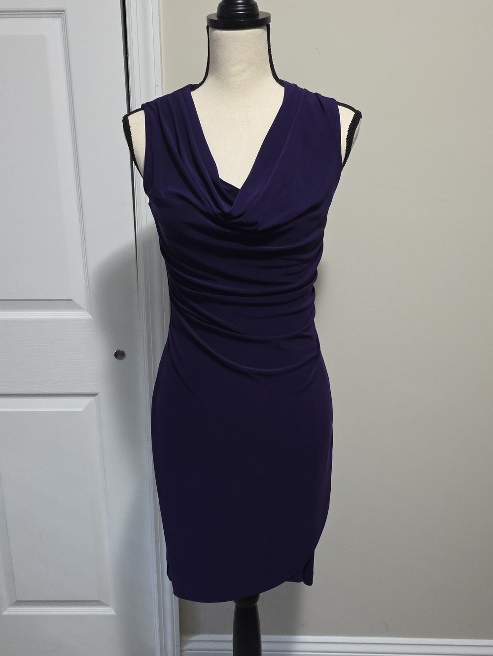 T Tahari Cowl Neck Sleeveless Ruched Sheath Jersey Knit Dress XS Purple